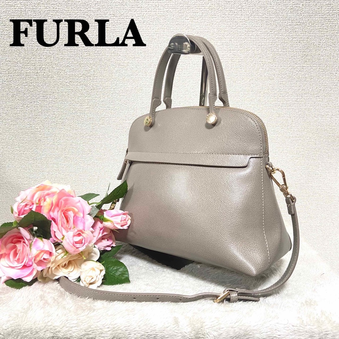 Furla(フルラ)の【未使用に近い】 FURLA パイパー Mサイズ 2way サッビア ショルダー レディースのバッグ(ハンドバッグ)の商品写真