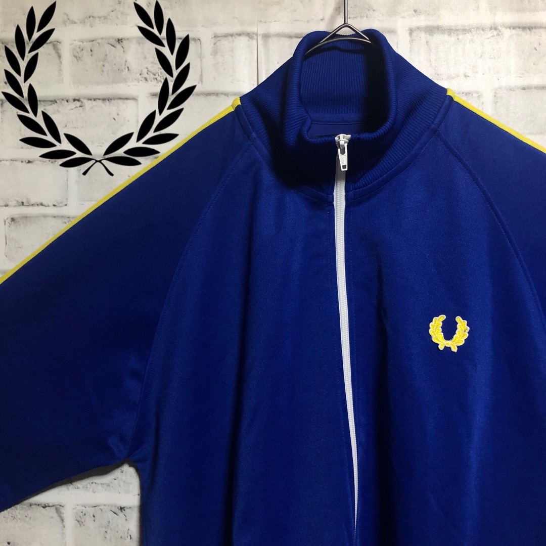 Fred Perry⭐️トラックジャケット 刺繍月桂樹 ポルトガル製⭐️黒×水色-