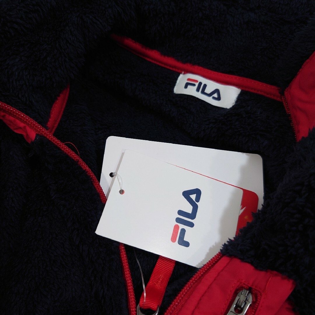 FILA(フィラ)の新品未使用タグ付FILA　フィラ　防風フリーススタンドジャケット　Mサイズ メンズのジャケット/アウター(その他)の商品写真