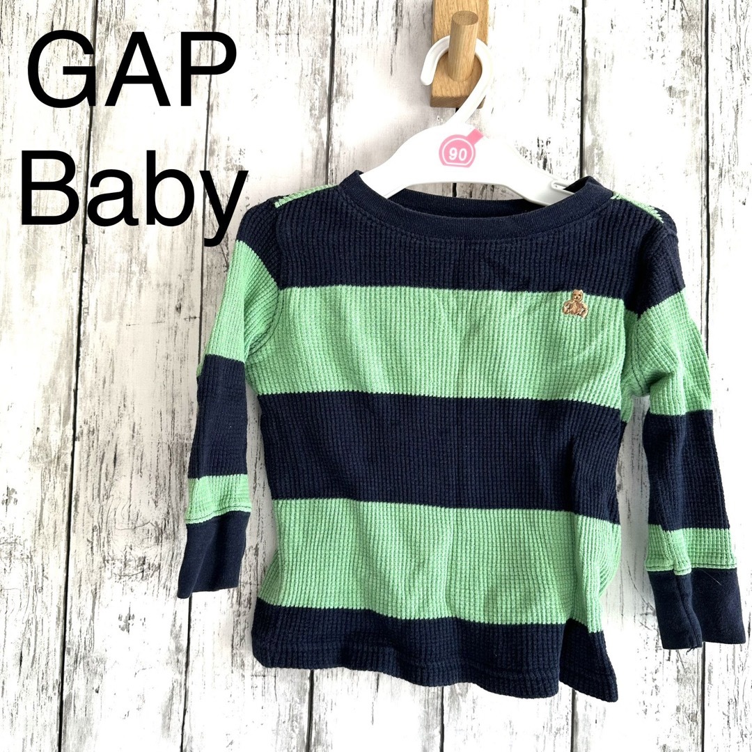 babyGAP(ベビーギャップ)のBaby GAP ボーダートップス　12-18ヶ月用 キッズ/ベビー/マタニティのベビー服(~85cm)(シャツ/カットソー)の商品写真