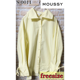 マウジー(moussy)のmoussy 長袖シャツトップス フリーサイズ  イエロー 美品フォロー割引あり(シャツ/ブラウス(長袖/七分))