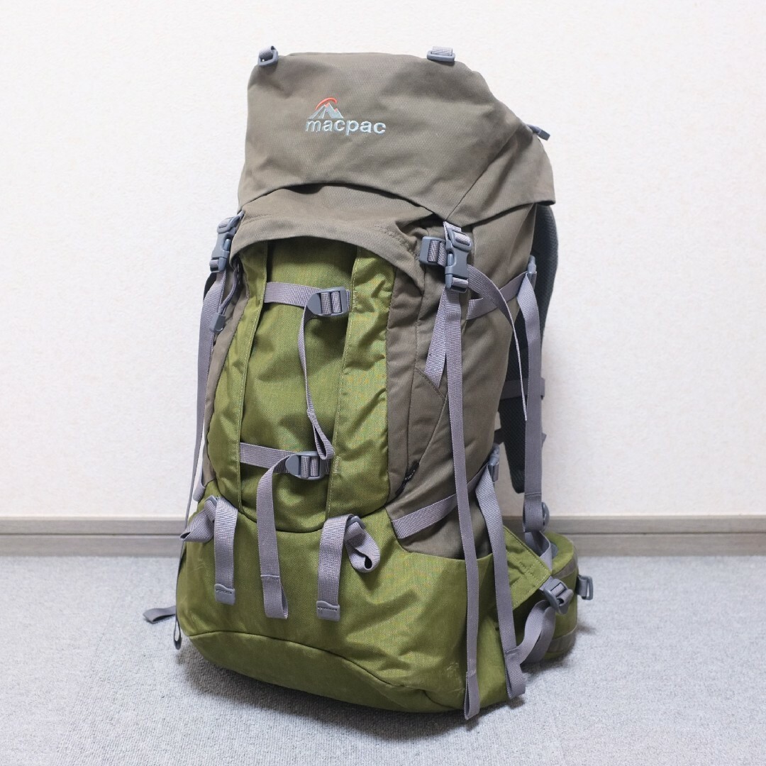 MACPAC EXPLORER 38L バックパックS3 スポーツ/アウトドアのアウトドア(登山用品)の商品写真