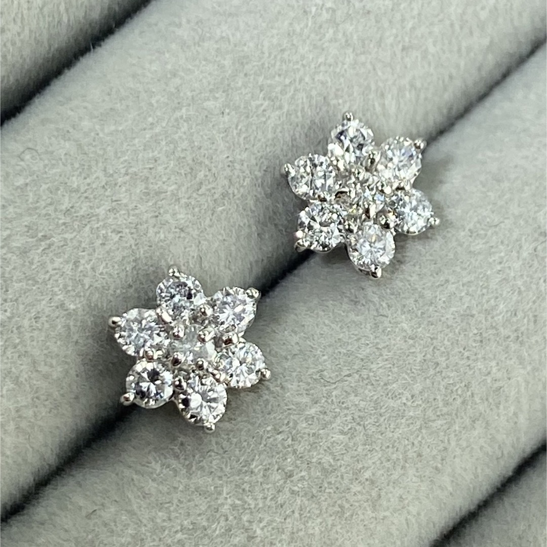 【22-39】ダイヤモンド　ピアス　D0.6ct