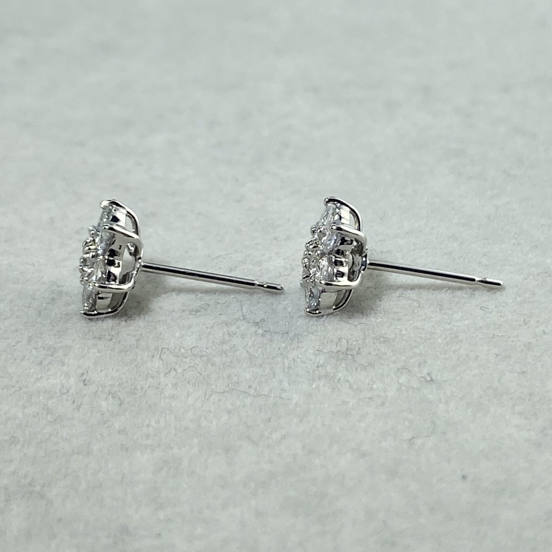 【22-39】ダイヤモンド　ピアス　D0.6ct