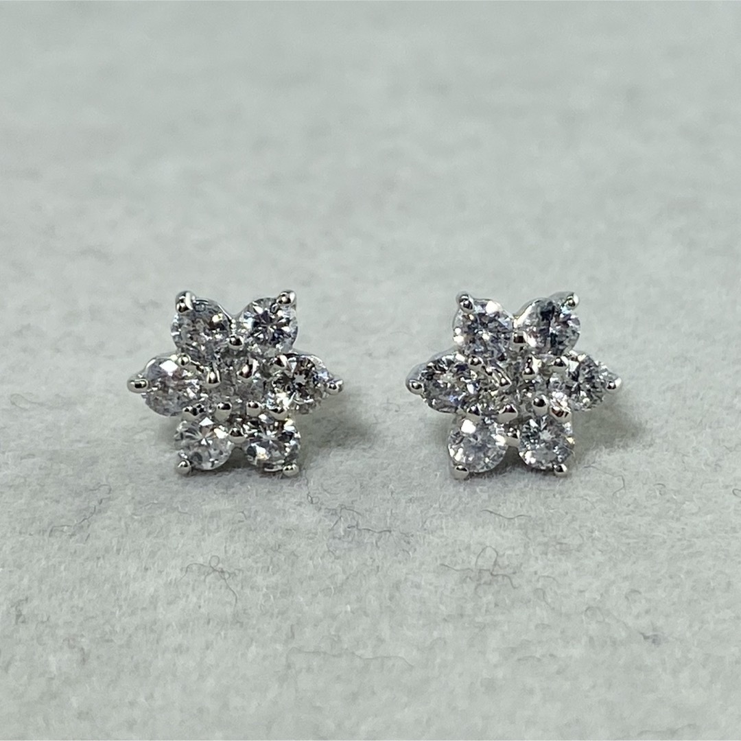 【22-39】ダイヤモンド　ピアス　D0.6ct