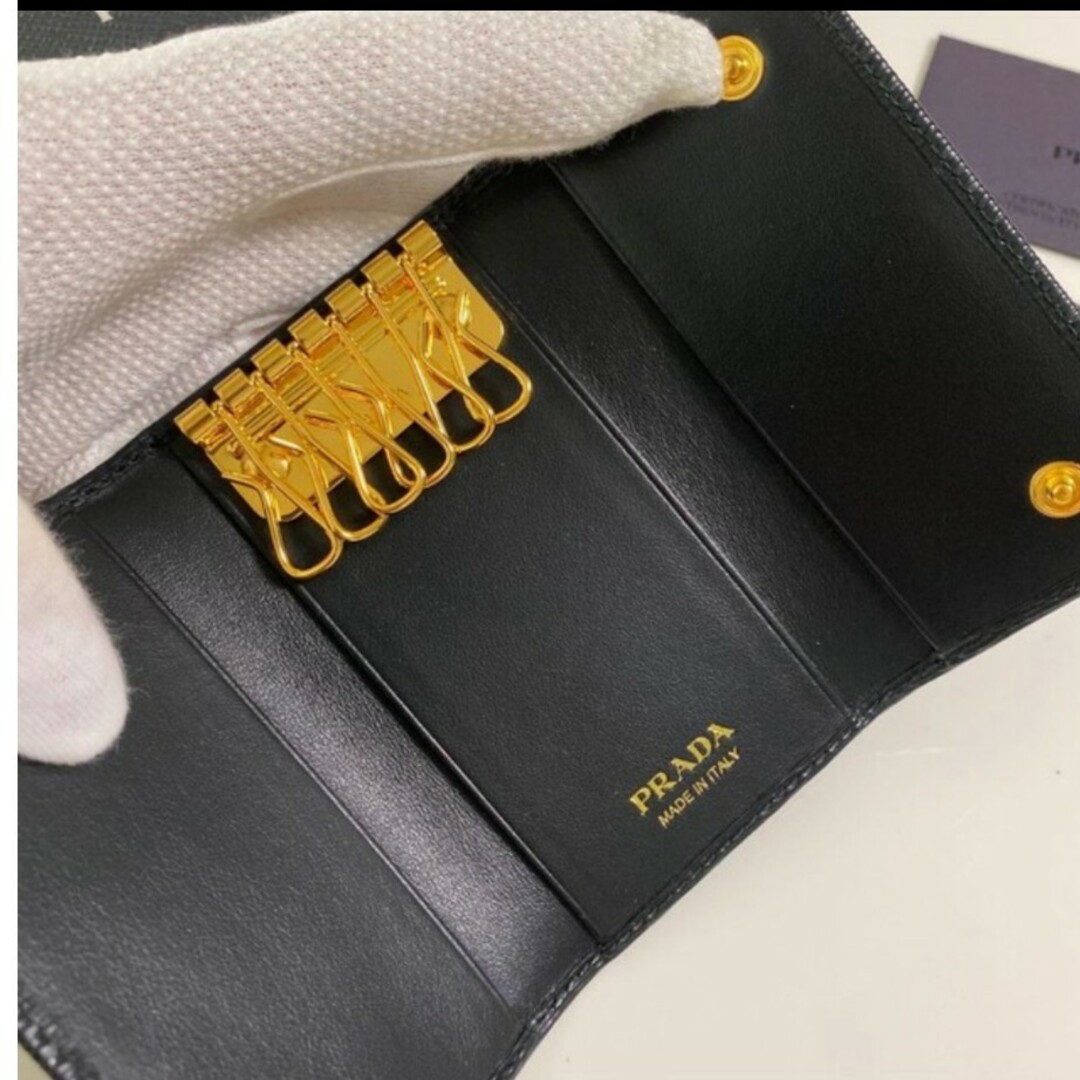 極美品！！PRADA プラダ キーケース　黒　新品・未使用　1PG222