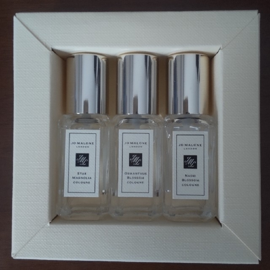 Jo Malone(ジョーマローン)のジョーマローン　ブロッサムズ　トラベル　コロン　トリオ コスメ/美容の香水(香水(女性用))の商品写真