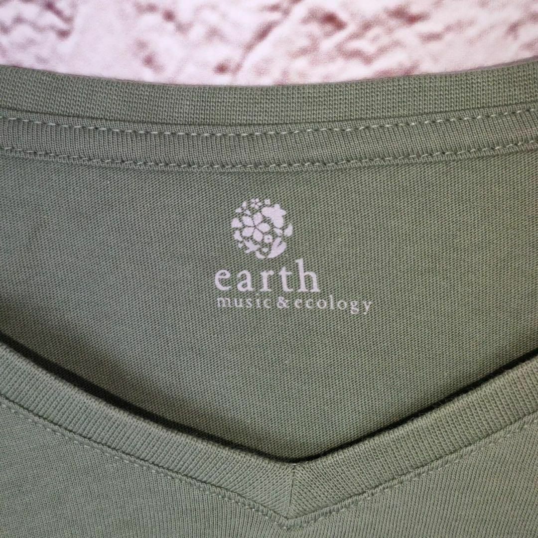 earth music & ecology(アースミュージックアンドエコロジー)のearth　アース　トップス　Tシャツ　カットソー　シンプル レディースのトップス(Tシャツ(半袖/袖なし))の商品写真