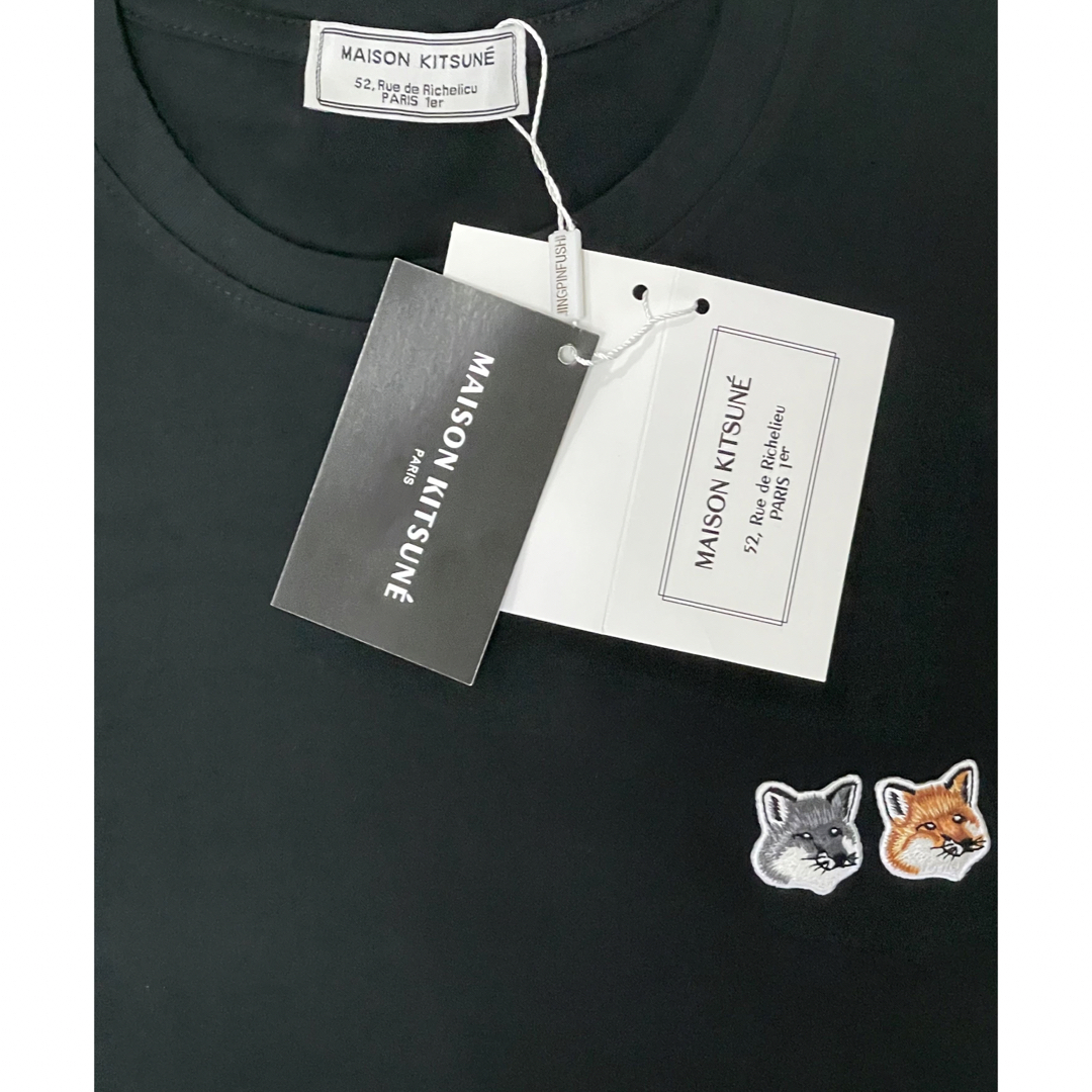 MAISON KITSUNE'(メゾンキツネ)のMaison Kitsune メゾンキツネ Lサイズ 黒 フォックス Tシャツ レディースのトップス(Tシャツ(半袖/袖なし))の商品写真