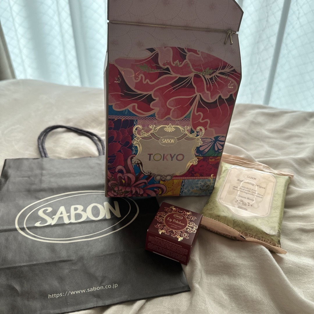 SABON(サボン)のSABON リップポリッシャー　ふきとり用化粧水シート　2点セット　ギフト用 コスメ/美容のスキンケア/基礎化粧品(リップケア/リップクリーム)の商品写真