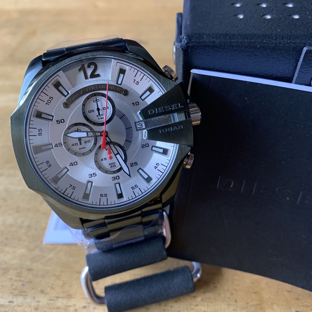 新品✨ディーゼル DIESEL クオーツ 腕時計 DZ4478 シルバー
