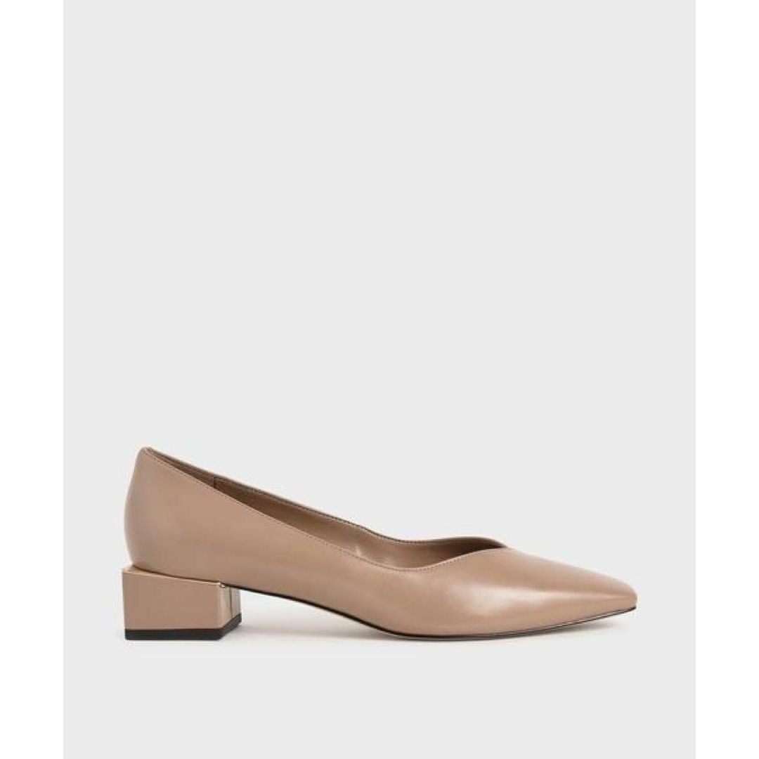 Charles and Keith(チャールズアンドキース)の美品●CHARLES & KEITH Block Heel Pumps レディースの靴/シューズ(ハイヒール/パンプス)の商品写真