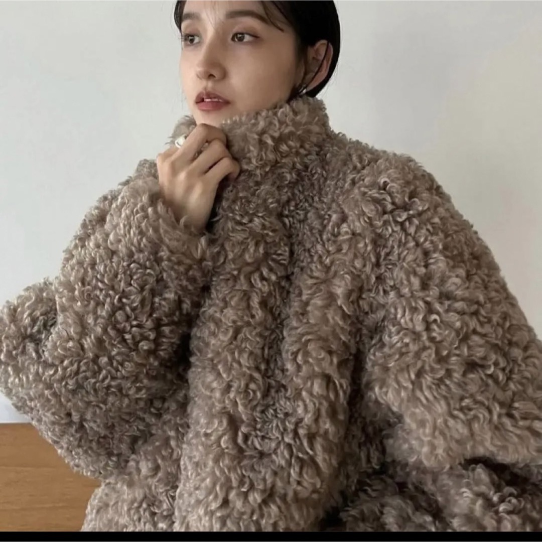 送料0円 MINAMI TANAKA×CLANE CURL FUR SHORT COAT | celeb.nude.com