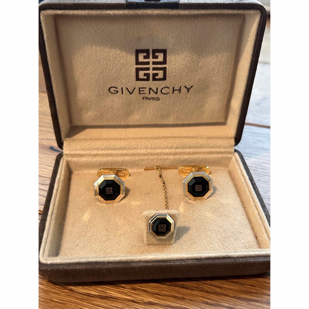 GIVENCHY カフスボタン - カフリンクス