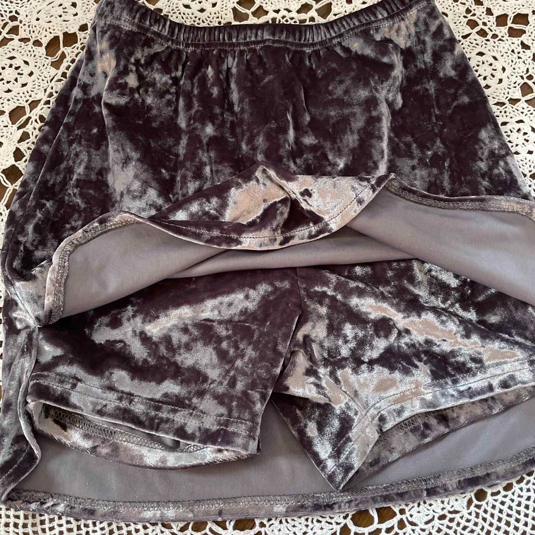 EMODA(エモダ)のEMODA ミニスカート　ショートパンツ付　ベロア レディースのスカート(ミニスカート)の商品写真