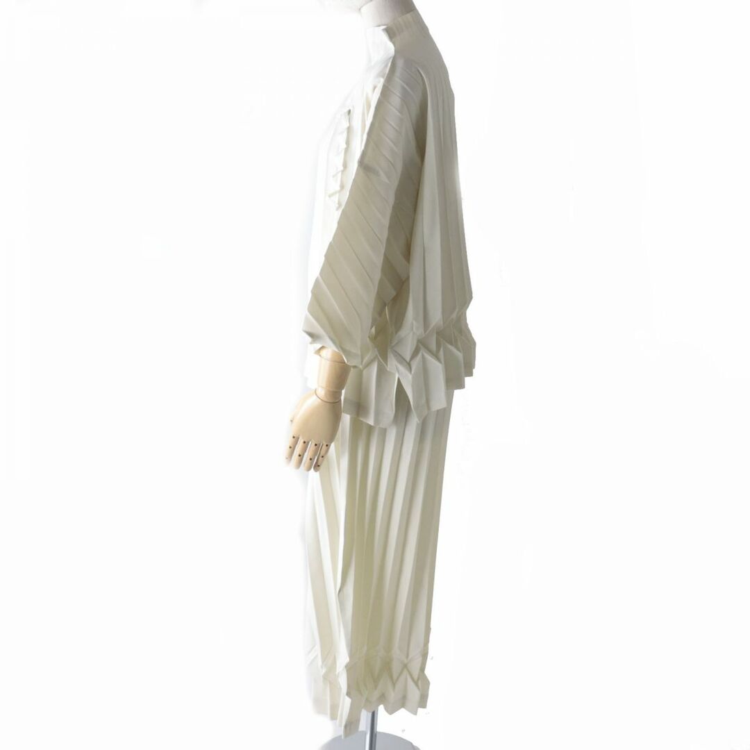 ISSEY MIYAKE - 極美品☆正規品 me ISSEY MIYAKE ミーイッセイミヤケ