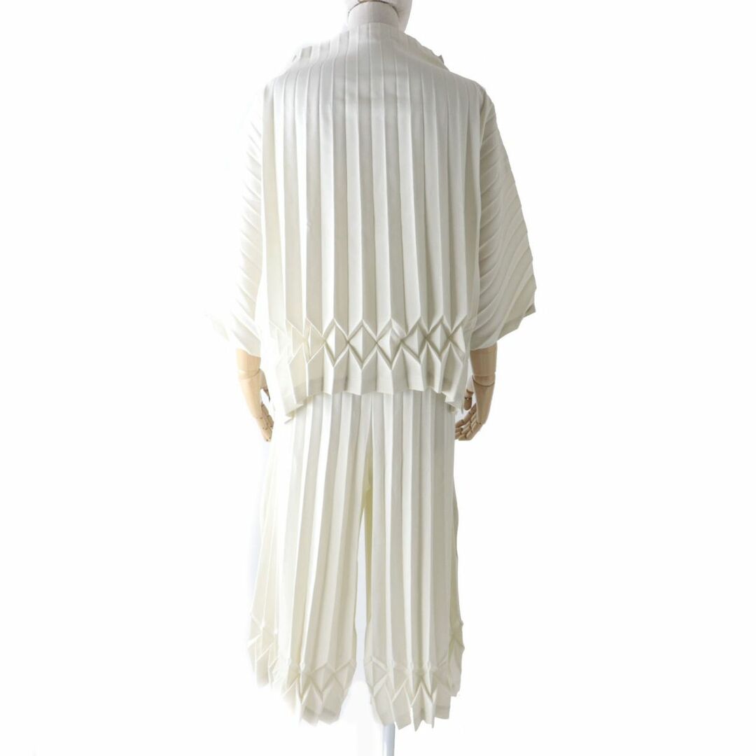ISSEY MIYAKE - 極美品☆正規品 me ISSEY MIYAKE ミーイッセイミヤケ