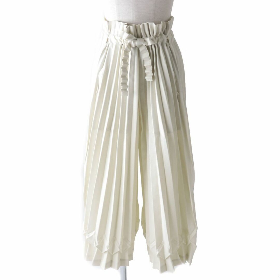 ISSEY MIYAKE - 極美品☆正規品 me ISSEY MIYAKE ミーイッセイミヤケ