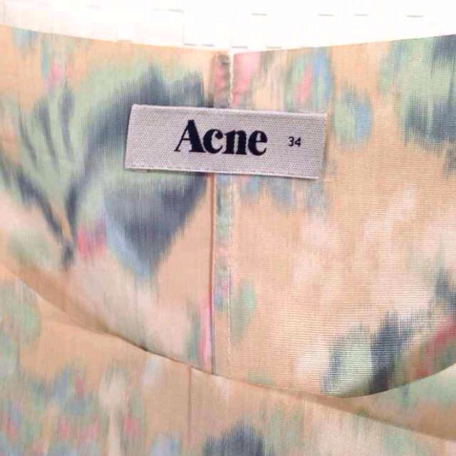 ACNE - ACNE プリントトップス