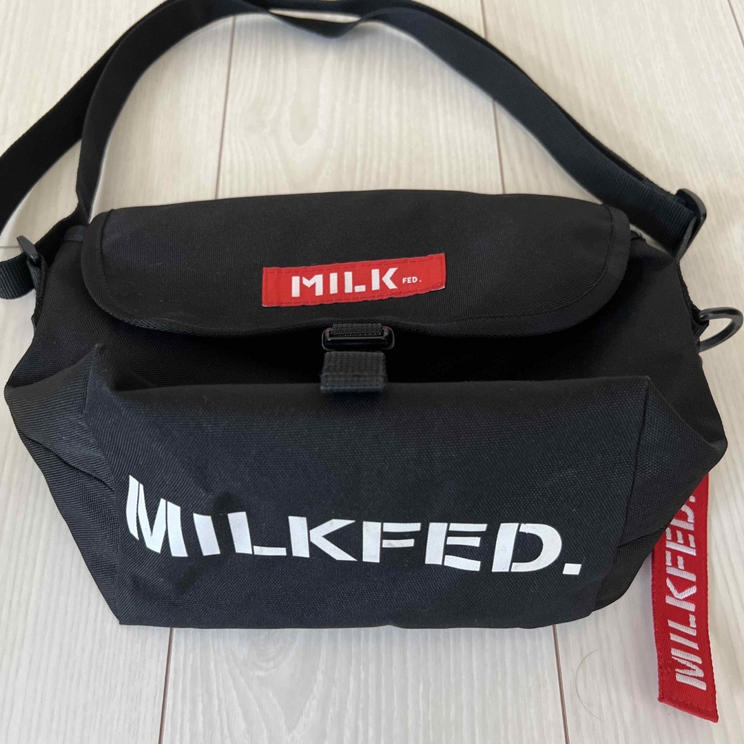 MILKFED.(ミルクフェド)のMILKFED ショルダーバッグ　サコッシュ レディースのバッグ(ショルダーバッグ)の商品写真