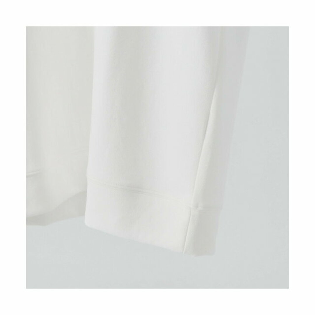 ABAHOUSE(アバハウス)の【ホワイト】【48】【Grandeur】シルキーダンボール ロゴ 長袖 Tシャツ メンズのトップス(Tシャツ/カットソー(半袖/袖なし))の商品写真