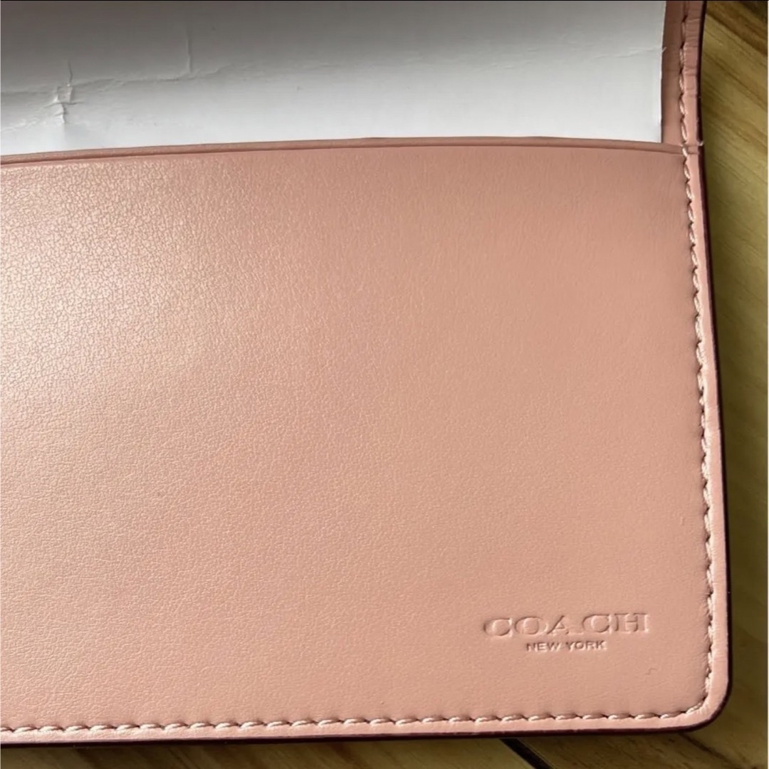 COACH(コーチ)のコーチ 財布 COACH シグネチャーPVC チェックブック ウォレット レディースのファッション小物(財布)の商品写真