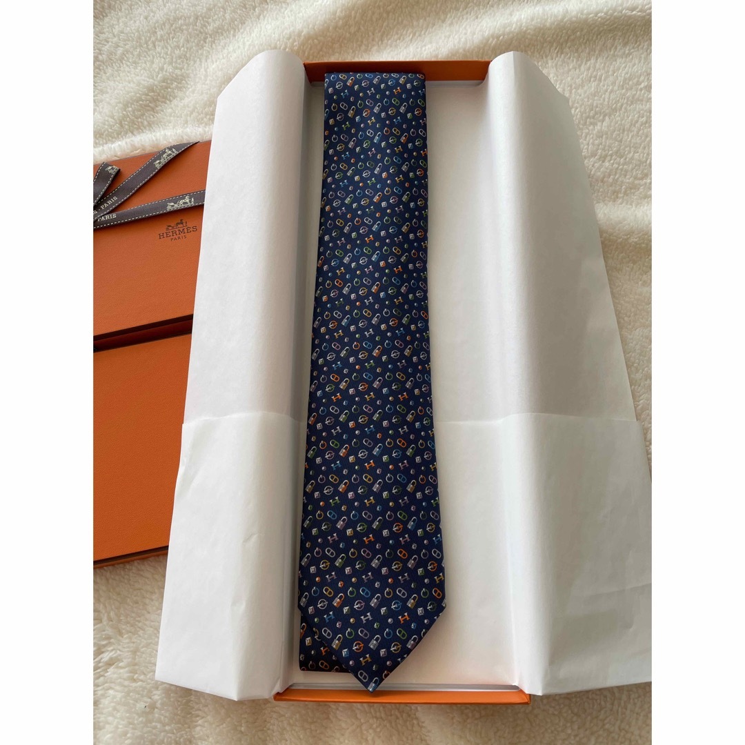 エルメスネクタイ HERMES プレゼントにも最適