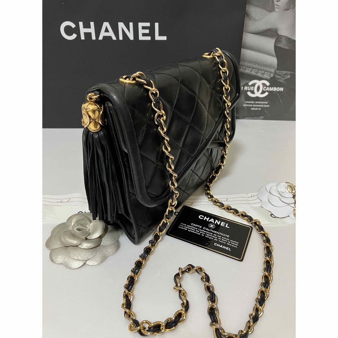 CHANEL(シャネル)の専用♡超美品★シャネル マトラッセ ダブルフラップチェーンショルダーバッグ正規品 レディースのバッグ(ショルダーバッグ)の商品写真