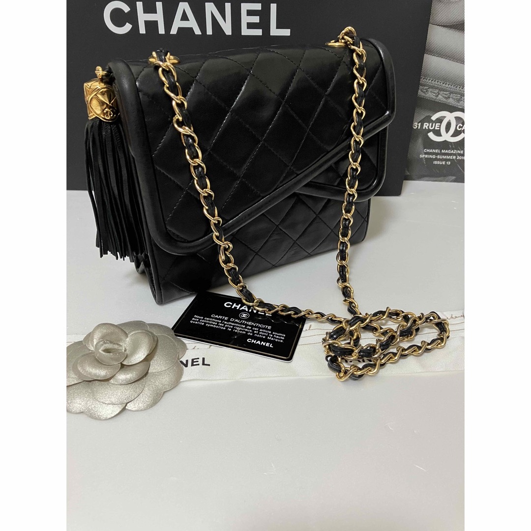 CHANEL(シャネル)の専用♡超美品★シャネル マトラッセ ダブルフラップチェーンショルダーバッグ正規品 レディースのバッグ(ショルダーバッグ)の商品写真