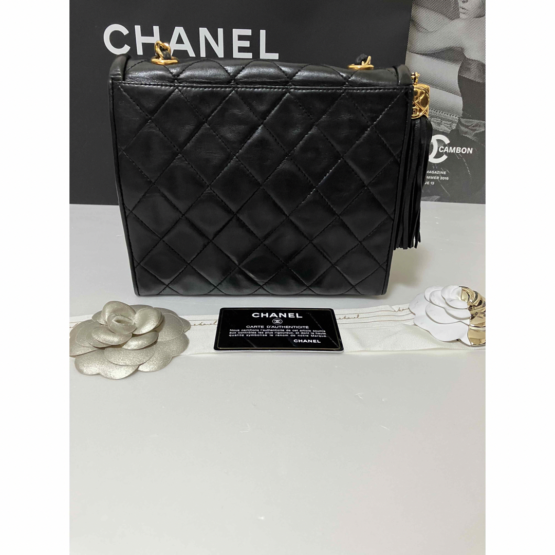 CHANEL(シャネル)の専用♡超美品★シャネル マトラッセ ダブルフラップチェーンショルダーバッグ正規品 レディースのバッグ(ショルダーバッグ)の商品写真