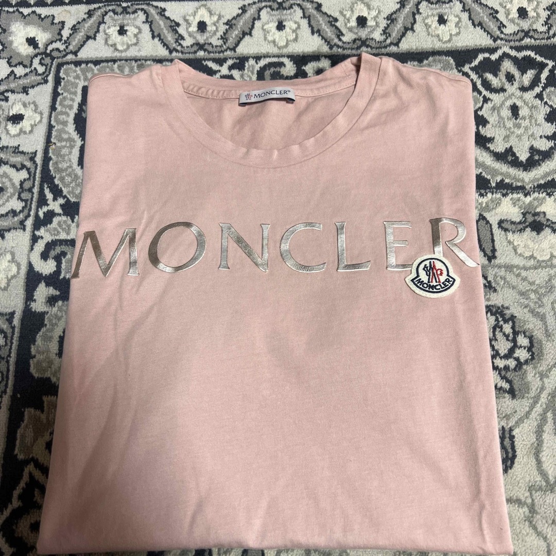 MONCLER(モンクレール)のモンクレール　Tシャツ　Mサイズ レディースのトップス(Tシャツ(長袖/七分))の商品写真