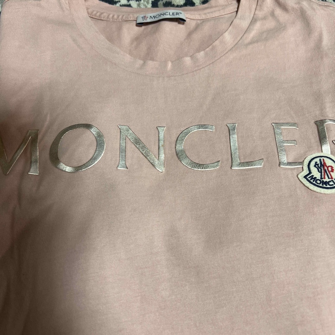 MONCLER(モンクレール)のモンクレール　Tシャツ　Mサイズ レディースのトップス(Tシャツ(長袖/七分))の商品写真