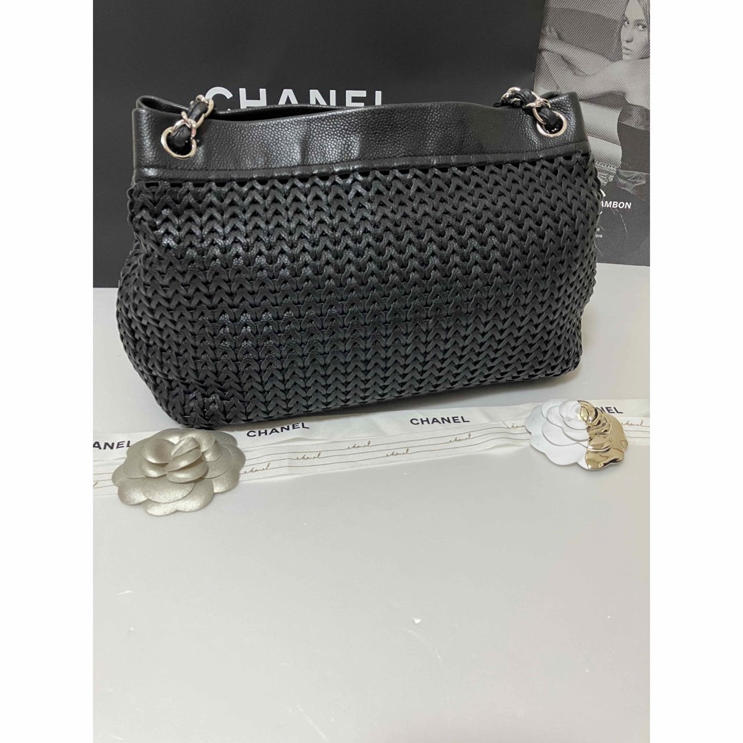 CHANEL(シャネル)の専用♡超美品 ♡ シャネル  編み込みバッグ チェーンショルダー バッグ レディースのバッグ(ショルダーバッグ)の商品写真