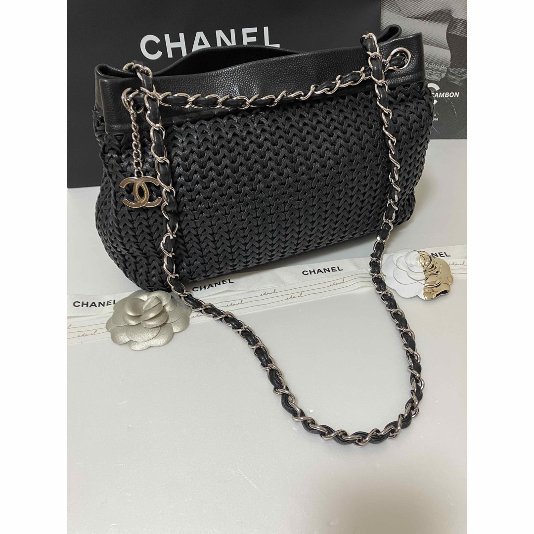 CHANEL(シャネル)の専用♡超美品 ♡ シャネル  編み込みバッグ チェーンショルダー バッグ レディースのバッグ(ショルダーバッグ)の商品写真