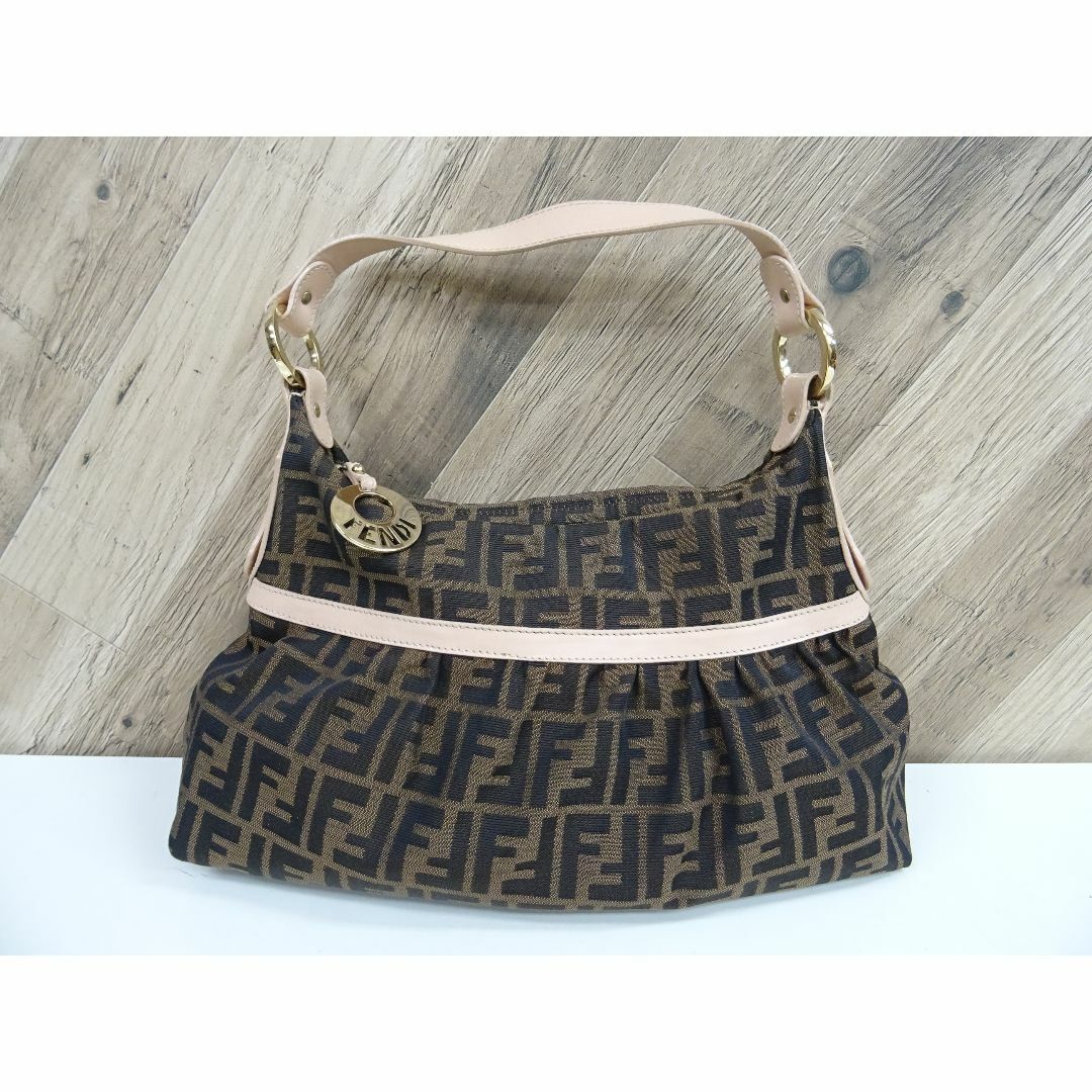 M名001 / FENDI ズッカ柄 ワンショルダーバッグ キャンバス レザー