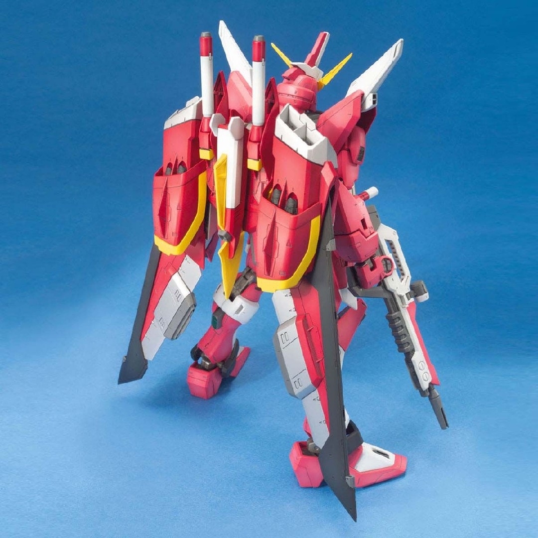 未組立バンダイ MG 1／100 インフィニットジャスティスガンダム ガンプラ