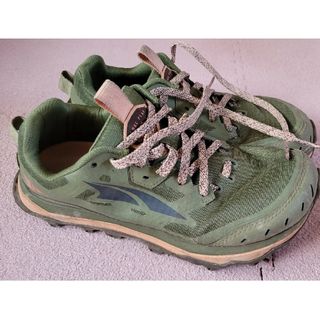 アルトラ(ALTRA)のアルトラ ローンピーク6(レディース)(登山用品)