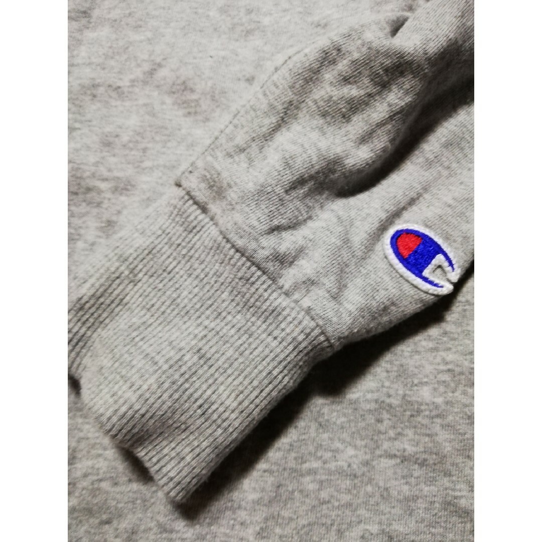 Champion(チャンピオン)の✨美品✨Champion チャンピオン 長袖 ロンT 子供服 キッズ 120㎝ キッズ/ベビー/マタニティのキッズ服男の子用(90cm~)(Tシャツ/カットソー)の商品写真