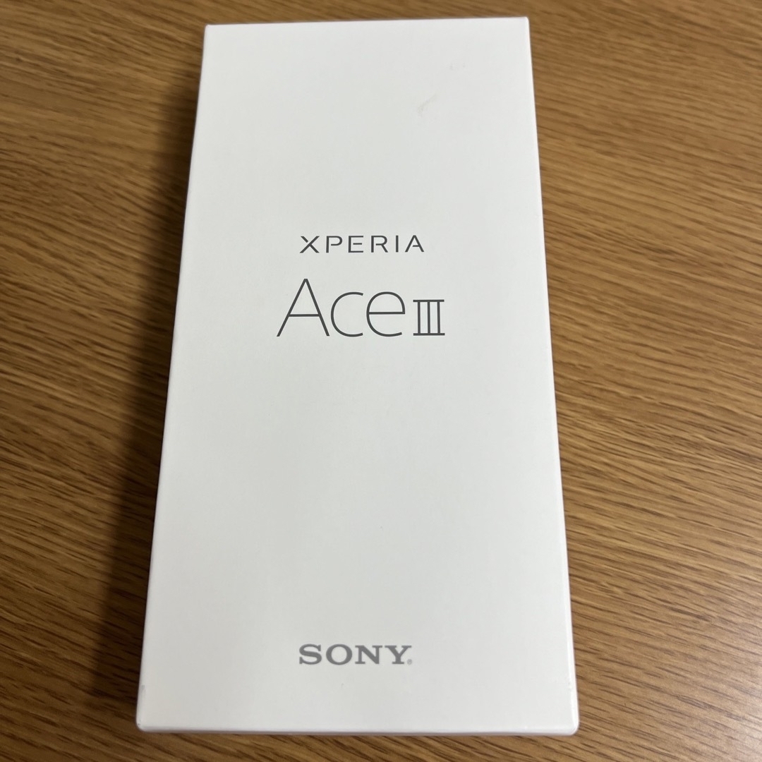 美品　SONY Xperia Ace III SOG08 グレー