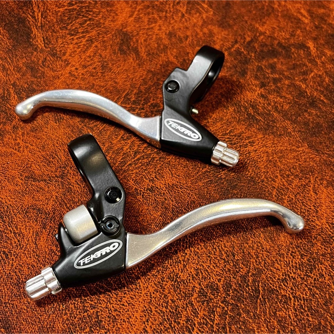 鈴欠損有り】TEKTRO ブレーキレバー 未使用の通販 by Gossen|ラクマ 鈴欠損有り】TEKTRO ブレーキレバー 未使用の通販 by Gossen|ラクマ