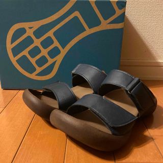 リゲッタカヌー(Regetta Canoe)の新品未使用【リゲッタ・カヌー】ネイビー(サンダル)