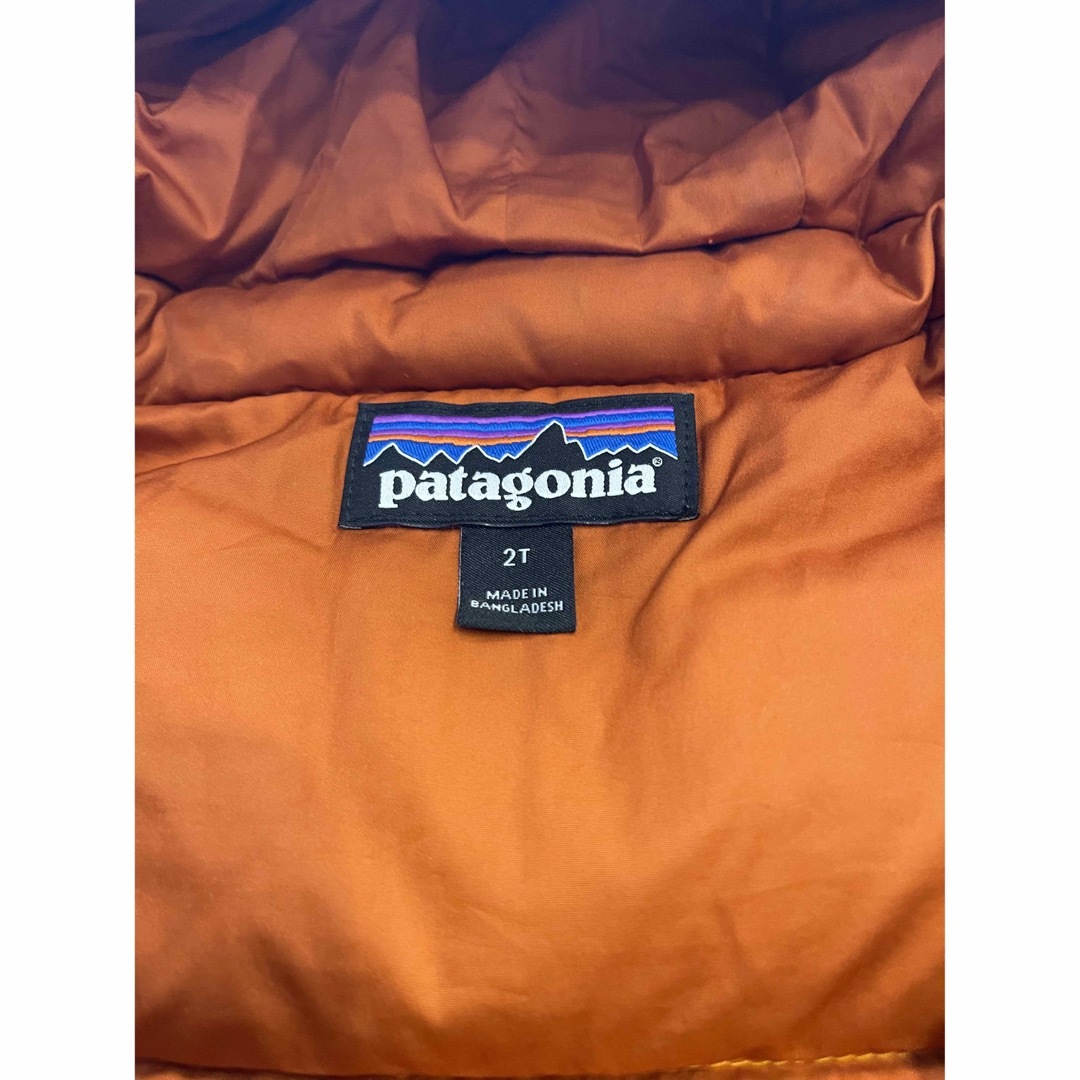 patagonia(パタゴニア)のパタゴニア　ダウン キッズ/ベビー/マタニティのキッズ服男の子用(90cm~)(ジャケット/上着)の商品写真