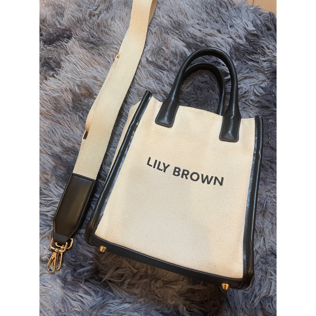 パイピングスモールロゴバッグ LILYBROWN リリーブラウンスナイデル | フリマアプリ ラクマ