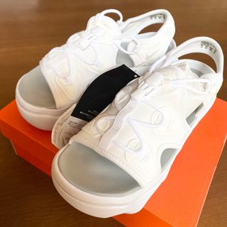 ナイキ(NIKE)の新品未使用ナイキウィメンズエアマックスKOKOサンダル(サンダル)