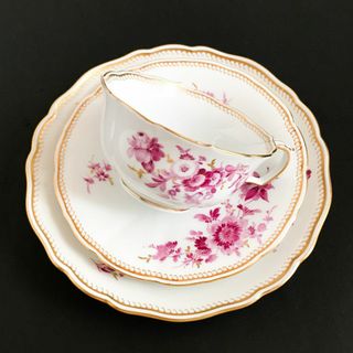 マイセン(MEISSEN)のマイセン 金彩 花のブーケ文 カマイユ パープル色 カンテ ティートリオ ④(食器)