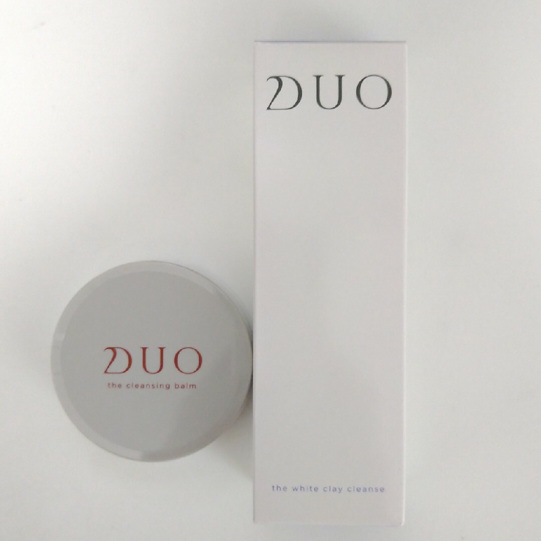 DUO(デュオ)のDUO ドュオ　ホワイトクレイクレンズ　80g コスメ/美容のスキンケア/基礎化粧品(洗顔料)の商品写真