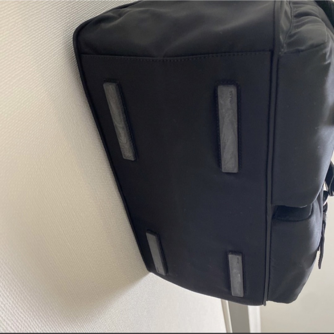 PRADA(プラダ)の未使用　PRADA プラダ　カバン　鍵付き　ミニボストンバッグ ブラック レディースのバッグ(ボストンバッグ)の商品写真