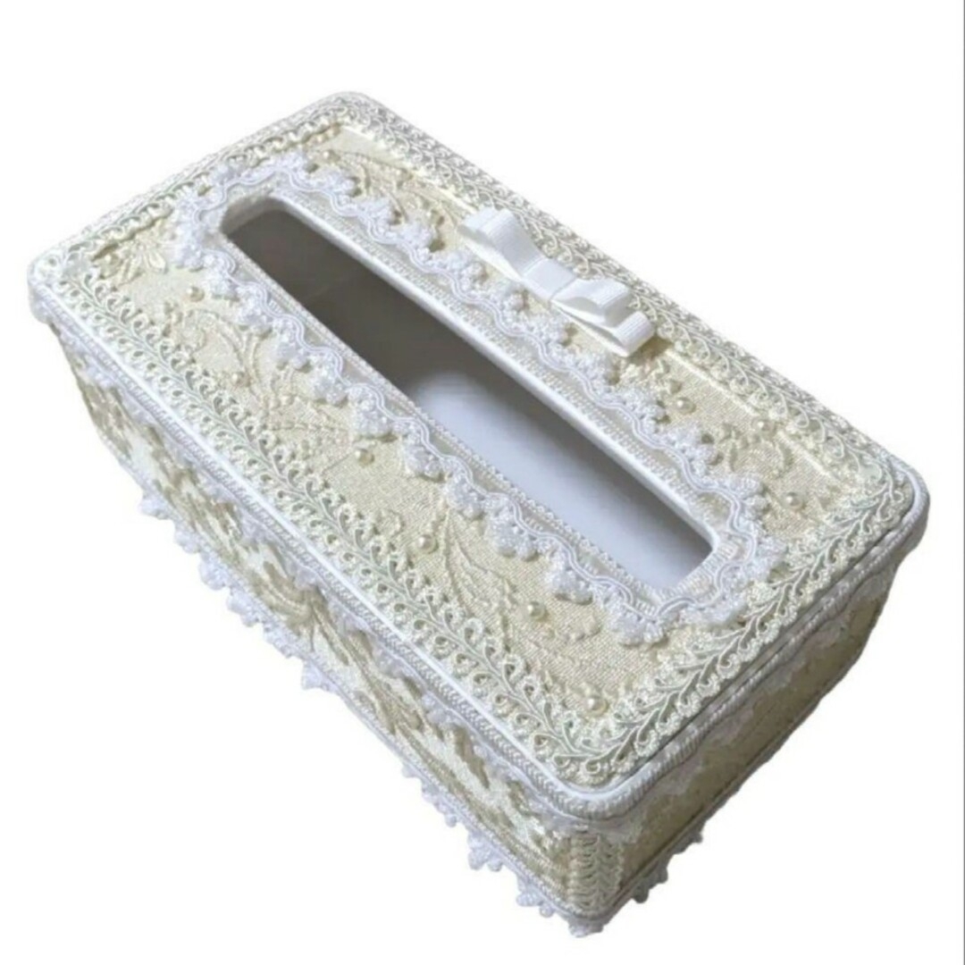 Francfranc ロココ調 バラ柄 パールフリル ティッシュボックス・ケースの通販 by runtina〜|フランフランならラクマ ロココ調 バラ柄 パール フリル 小物3点セット♡