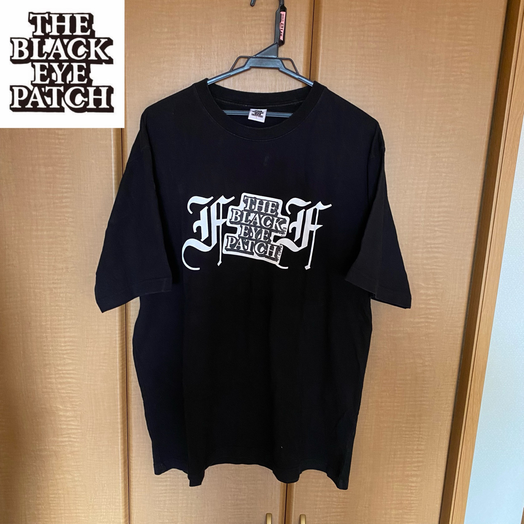 black eye patch  × FAF　Tシャツ