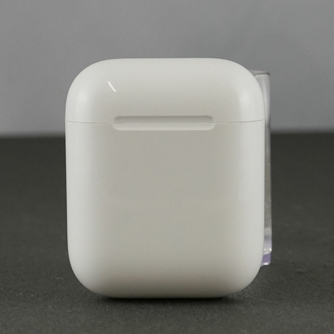 Apple AirPods with Charging Case エアーポッズ 充電ケースのみ 第二世代 USED美品 ワイヤレスイヤホン MV7N2J/A 完動品 T V8013